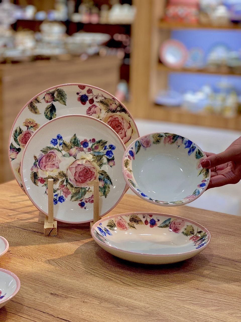 سرویس غذاخوری و صبحانه خوری رز میس بتی ترکیه